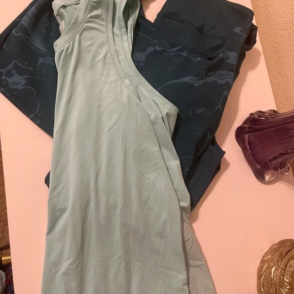 Workout set - Picture 1 of 3